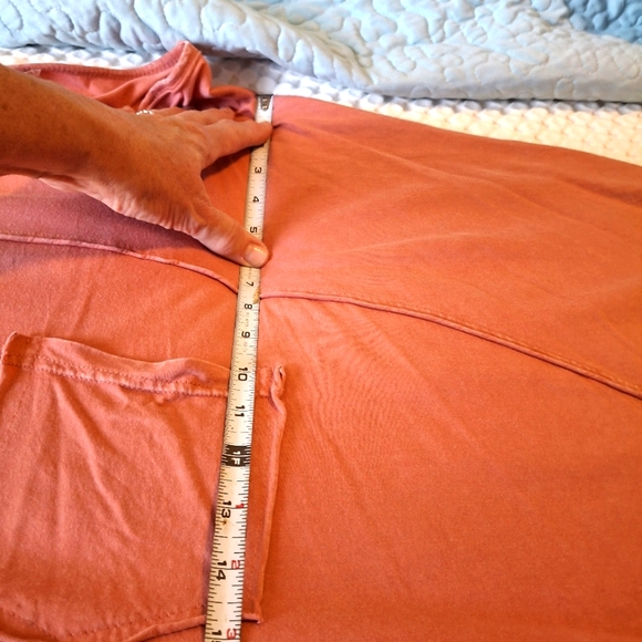 Easel Drop Shoulder Raw Edged T-shirt - Picture 9 of 12